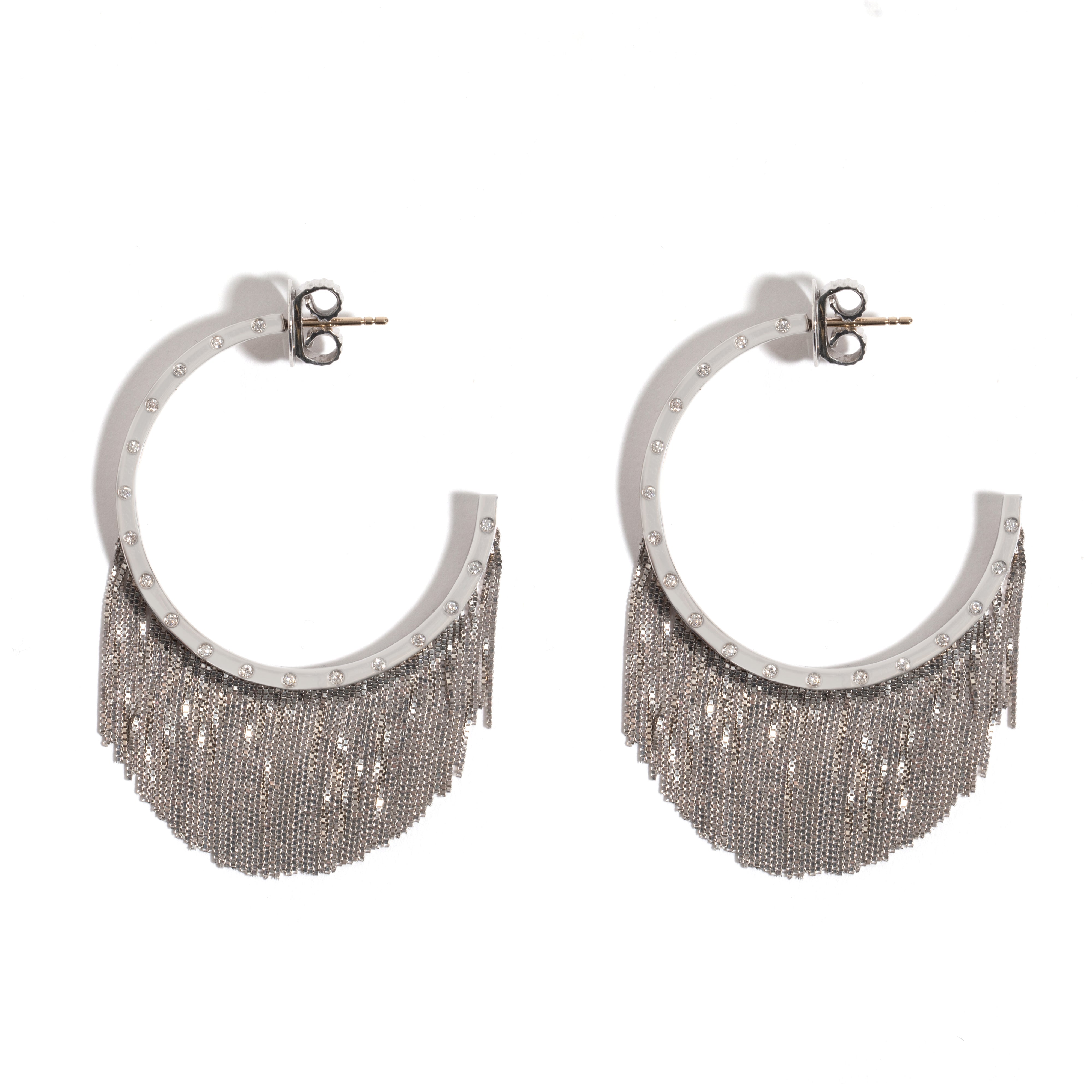 NEW VINTAGE POWER FRINGE EARRING IN 18K WHITE GOLD WITH DIAMOND