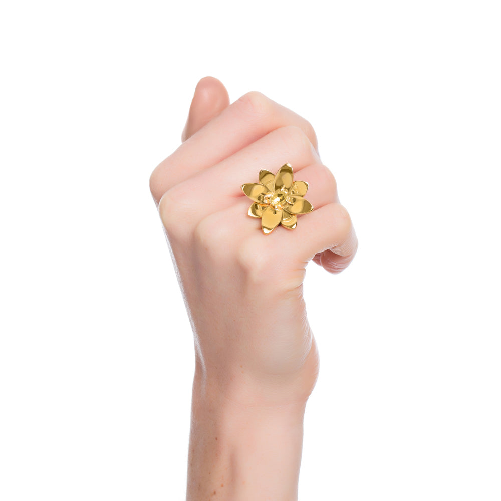 BLOSSOM RING IN 18K YELLOW GOLD PLATED SILVER WITH SAPPHIRE