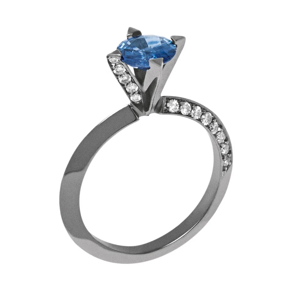 SOLITARY SPIKE RING IN BLACK RHODIUM PLATED 18K WHITE GOLD WITH SAPPHIRE AND DIAMOND