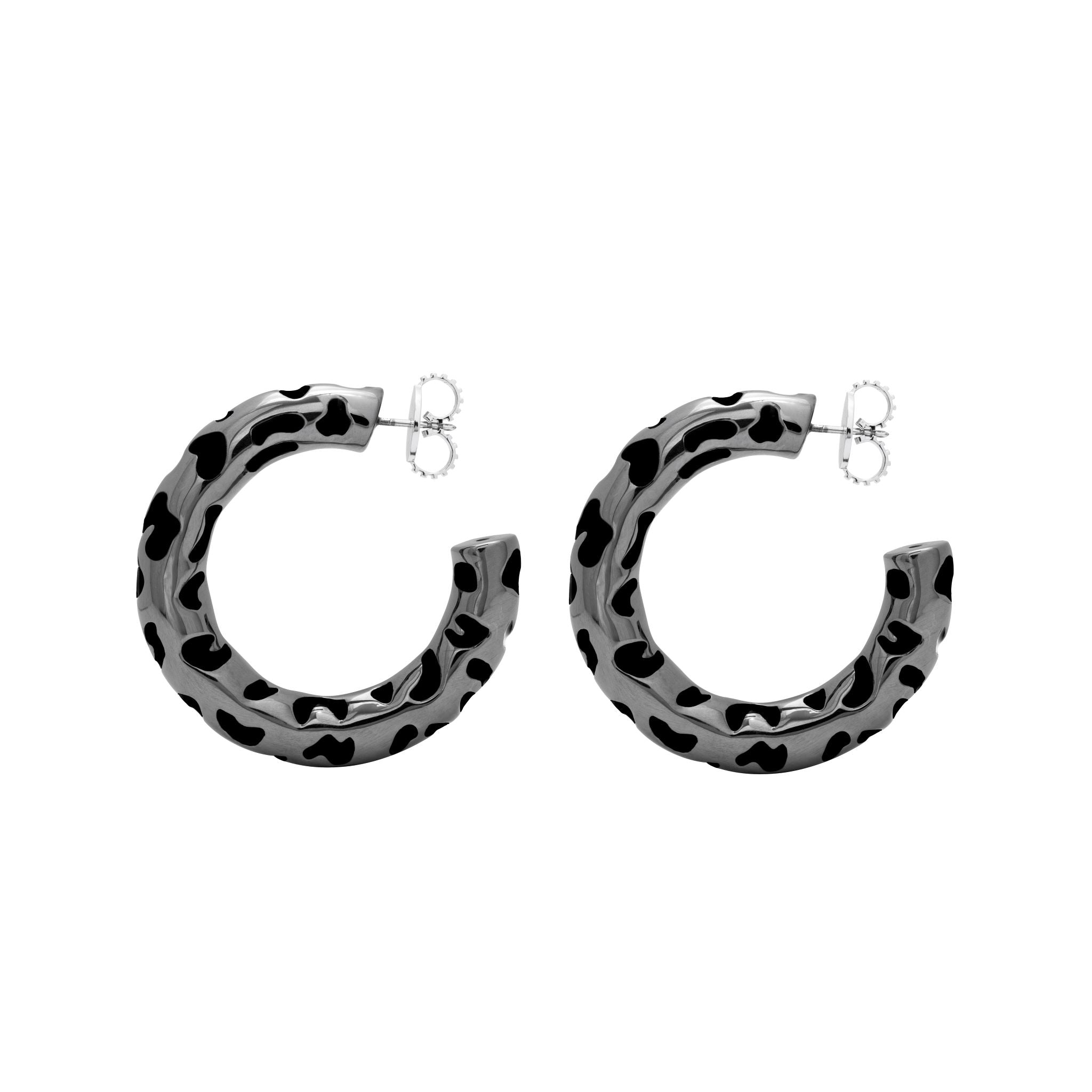 MEDIUM BLACK LEOPARDO HOOP IN BLACK RHODIUM PLATED SILVER WITH ENAMEL DETAILS