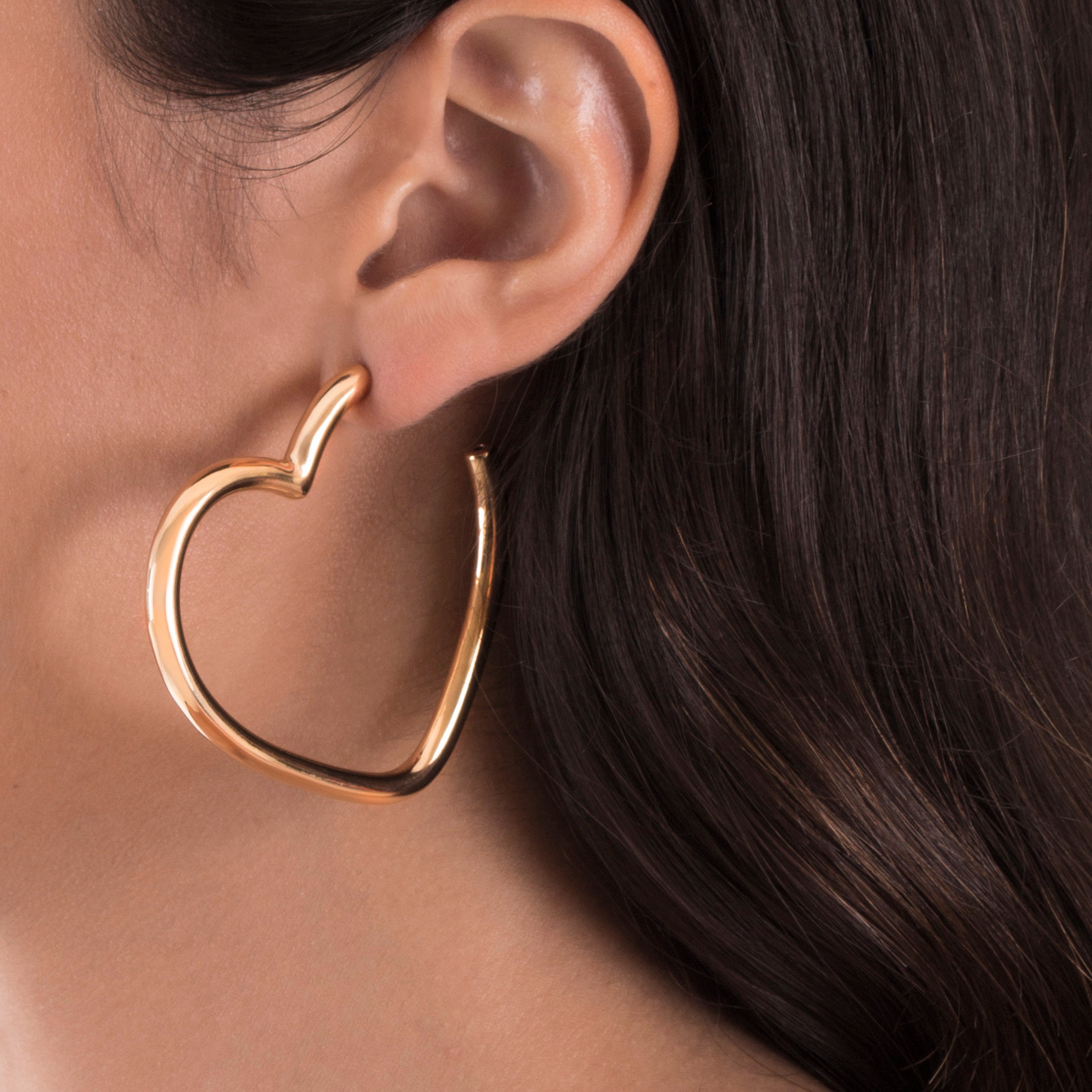 POP HEART HOOP EARRING IN 18K YELLOW GOLD PLATED SILVER