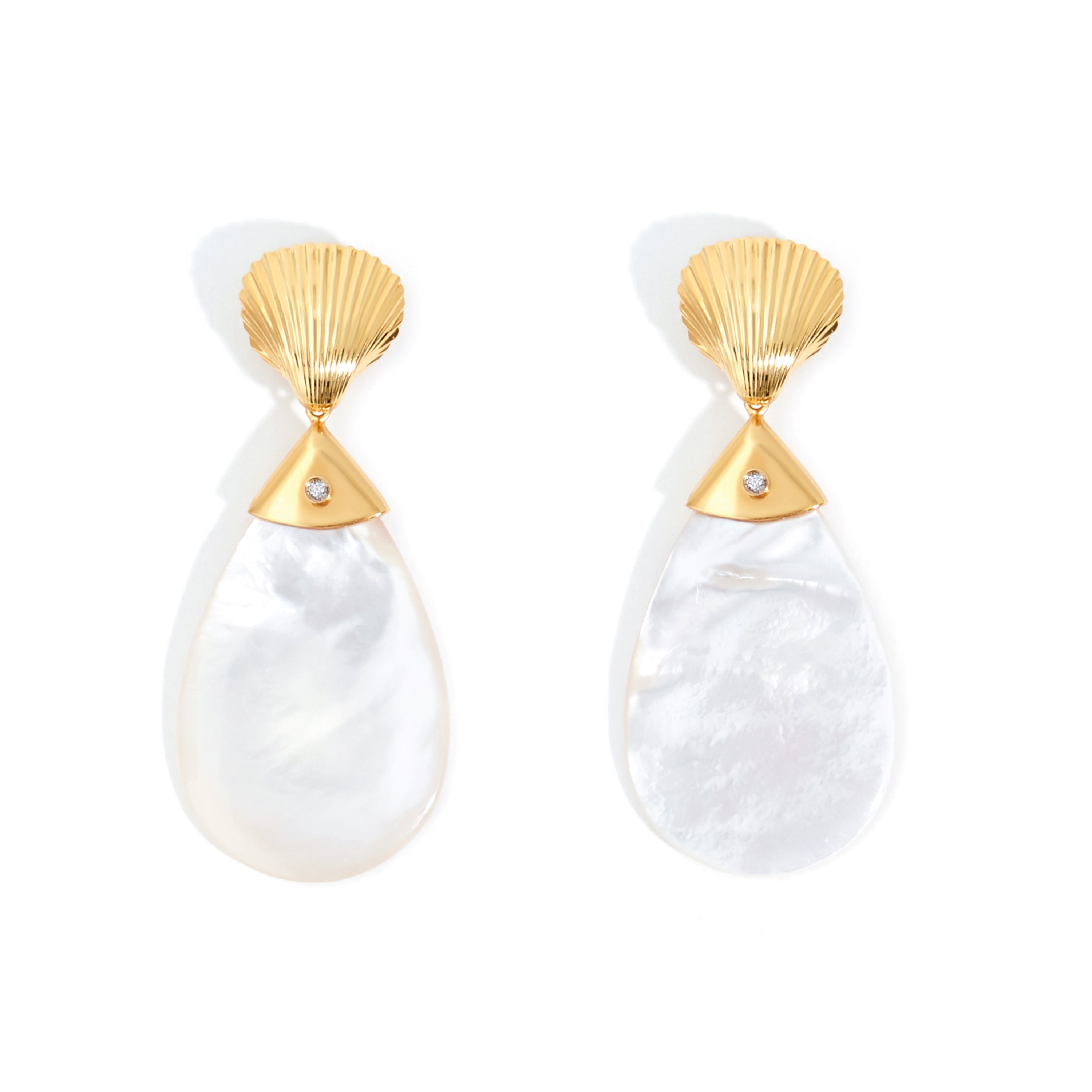 MADREPERLA EARRING IN 18K YELLOW GOLD PLATED SILVER WITH MOTHER OF PEARL AND DIAMOND