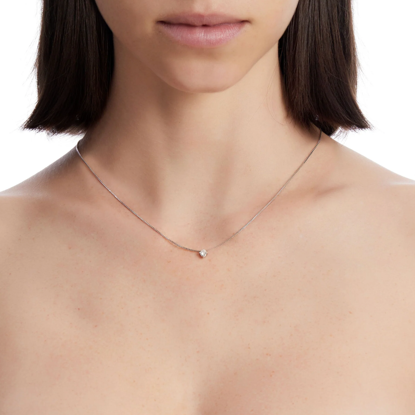 SPECIAL NECKLACE IN 18K WHITE GOLD WITH SOLITARY DIAMOND