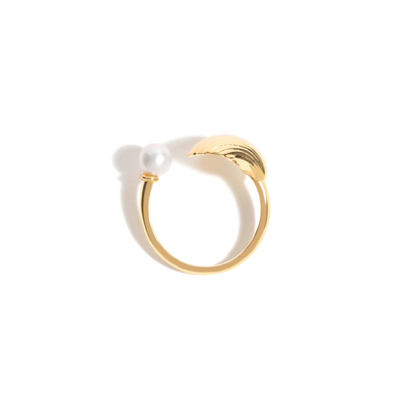 PERLA RING IN 18K YELLOW GOLD PLATED SILVER WITH PEARL