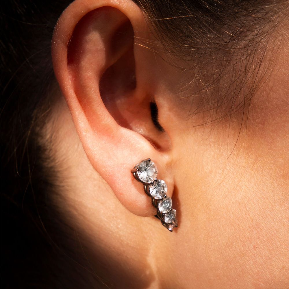 LARGE ROCK STAR COMET EARRING IN BLACK RHODIUM PLATED 18K WHITE GOLD WITH COLORLESS SAPPHIRE